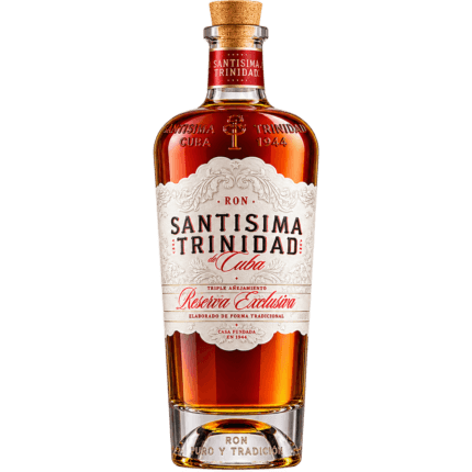 Botella de ron Santísima Trinidad