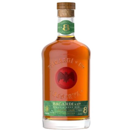 Botella de Bacardí Reserva Ocho Rye Cask Finish
