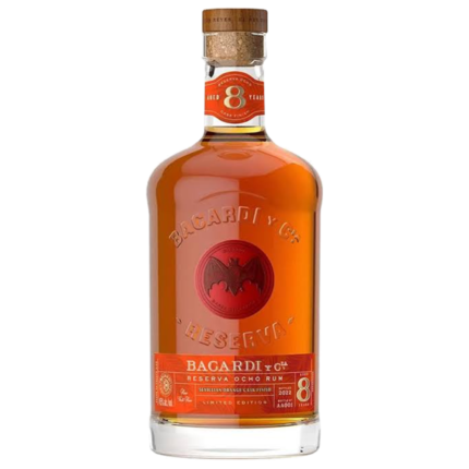 Botella de Bacardí Reserva Ocho Sevillian Orange